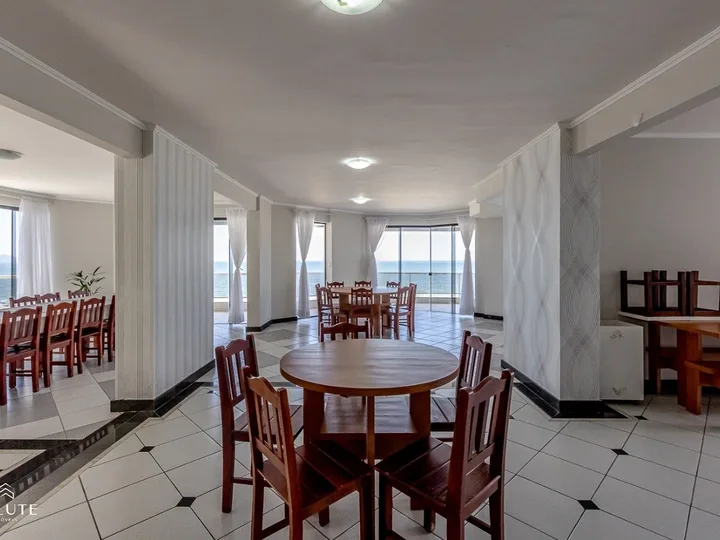 Apartamento à venda 3 dormitórios na Barra Sul