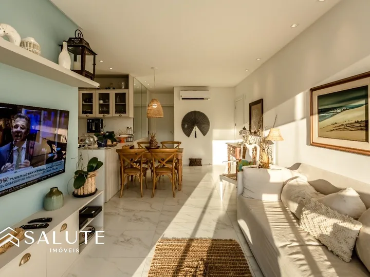 Apartamento com Vista para a Praia Brava