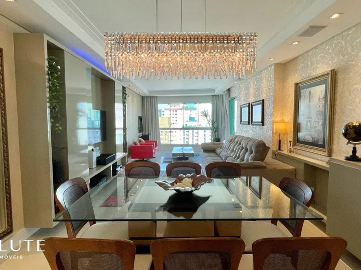 Apartamento á venda 3 suítes na Barra Sul