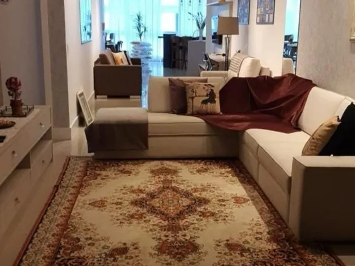 Apartamento com 4 suítes no Centro