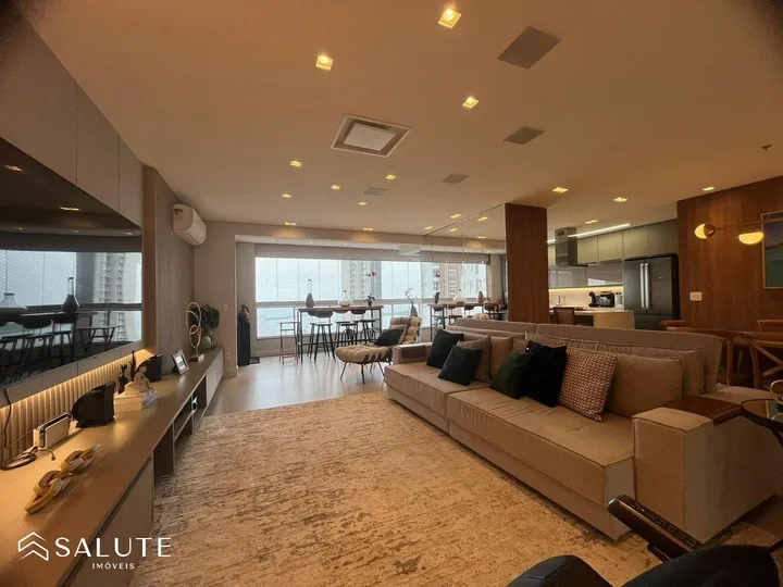 Apartamento à venda 3 suítes em Itajaí