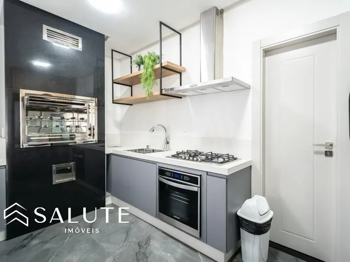 Excelente Apartamento com 4 Suítes