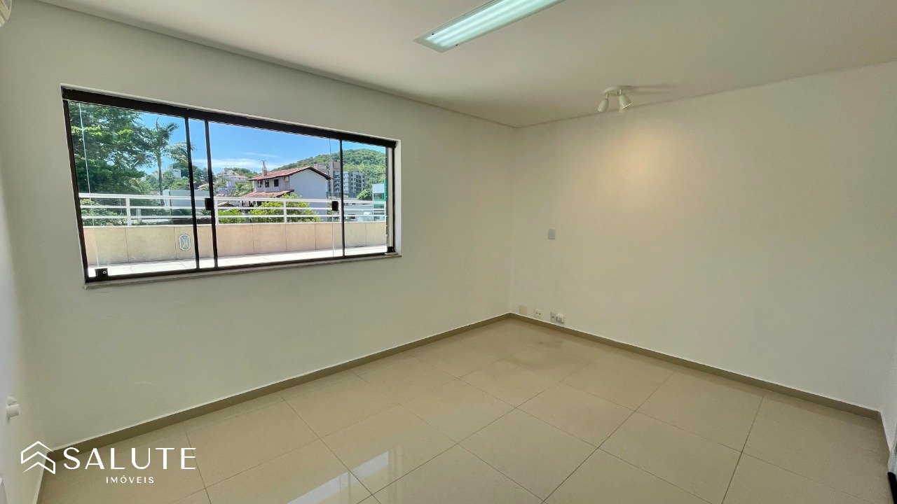 Sala comercial aluguel anual no Ariribá