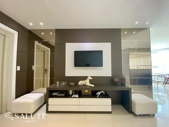 Apartamento à venda 3 suítes no Pioneiros