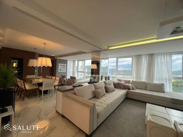 Apartamento à venda 3 suítes na Barra sul.