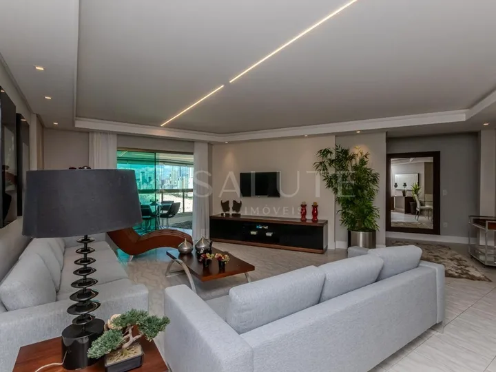 Apartamento para locação 3 suítes no Centro