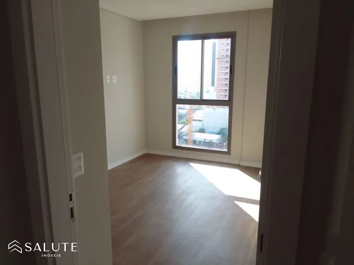 Apartamento à venda 4 suítes no Centro