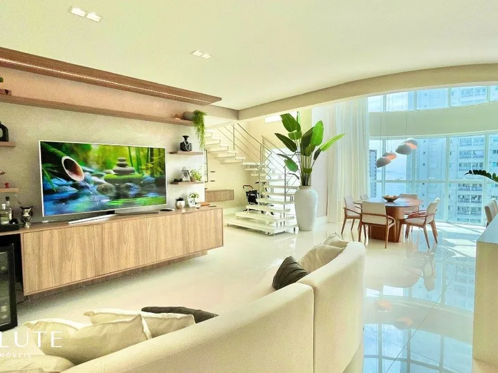 Apartamento à venda 4 suítes na Barra Sul