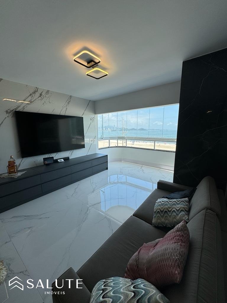 Apartamento à venda com 4 dormitórios Barra Sul