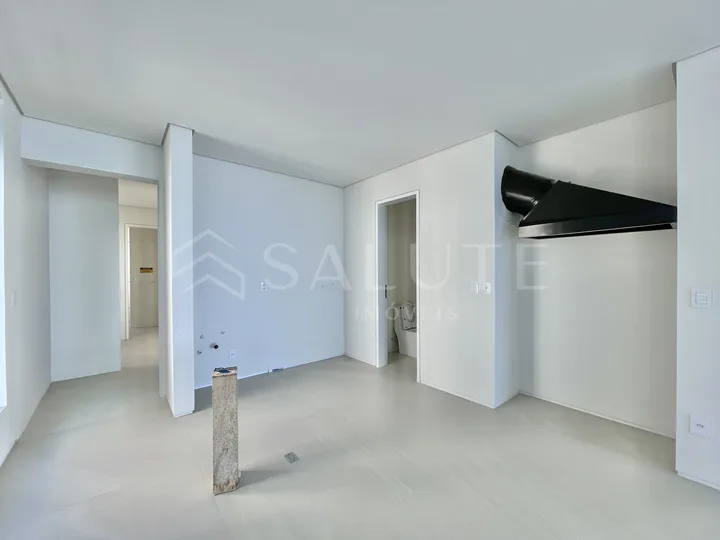 Apartamento à venda 4 suítes na Praia Brava