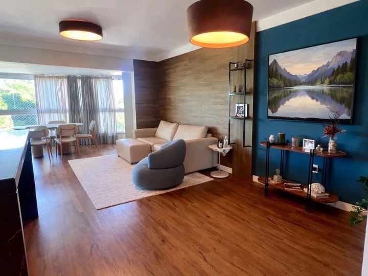Apartamento à venda com 3 Dormitórios no Pioneiros