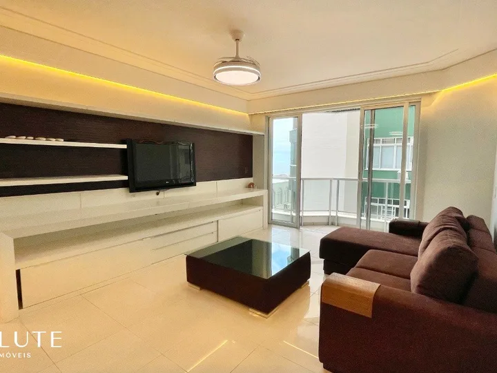 Apartamento à venda 3 dormitórios na Barra Sul