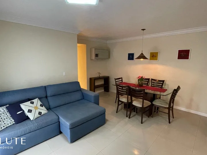 Apartamento à venda com 2 dormitórios no Centro