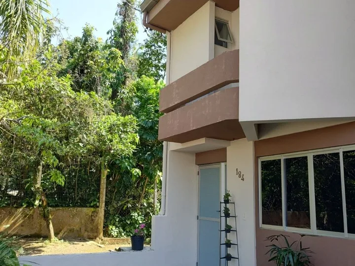Casa em condomínio à venda 2 dormitórios Ariribá