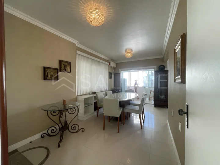Apartamento à venda 3 dormitórios no Centro
