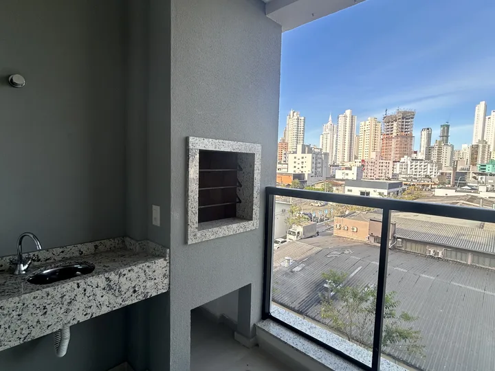 Apartamento aluguel anual 2 dormitórios em Nações