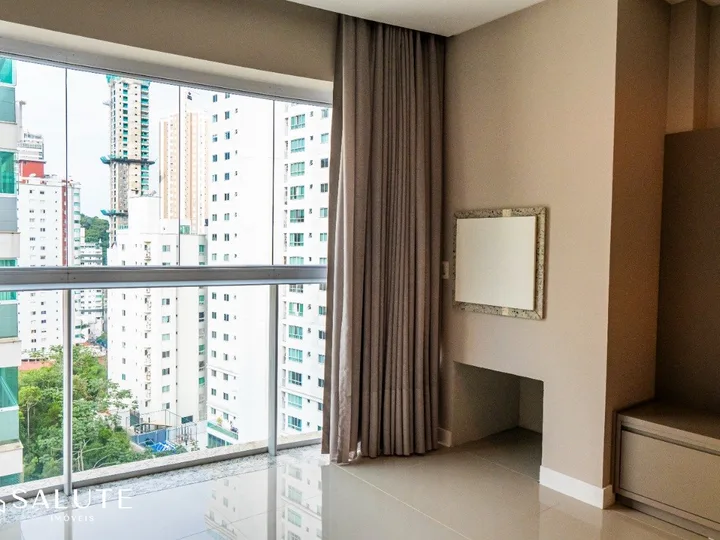 Apartamento à venda 3 suítes no Pioneiros